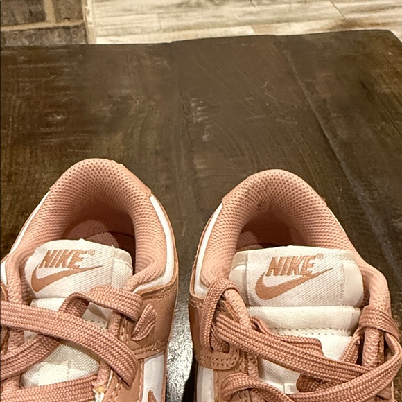 Nike Women's Dunk Low - Picture 3 of 7